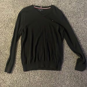 Tommy Hilfiger Crewneck/ V neck